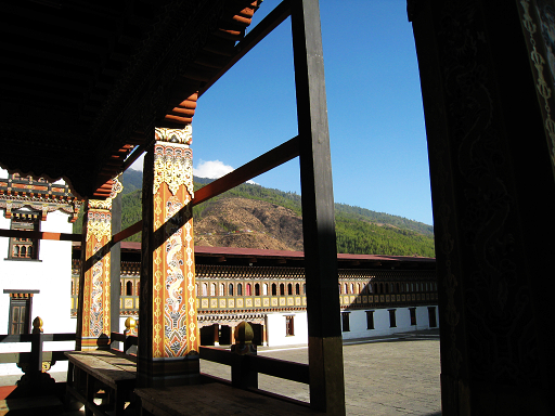 Tashichho Dzong（Thimphu）～走廊外的景色