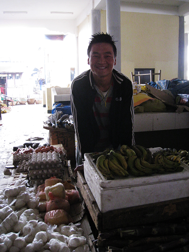 Centenary Farmers Market 週日市集（Thimphu）～賣雞蛋的小販