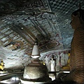丹布拉（Dambulla）岩廟（Rock Cave Temple）～四號洞穴「西廟」（Paccima Viharaya）