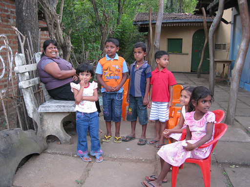 哈巴拉娜（ Habanara ）～街上散步遇見的 nursery school