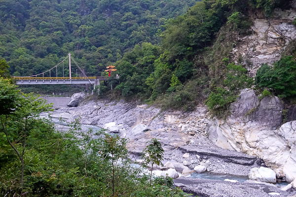 201504晶英後側步道014.jpg