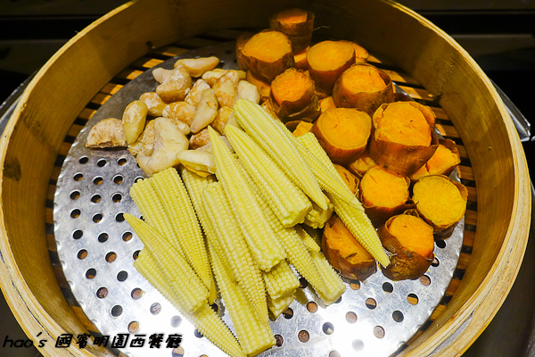 201508 國賓明園西餐廳 063.jpg
