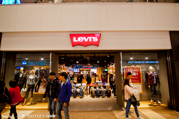 201601三井 OUTLET084.jpg