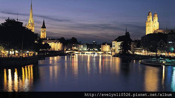 Zurich舊城區夜景