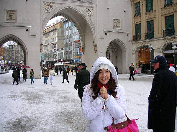 Munich's New Town Hall at Marienplatz 