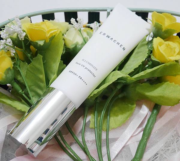 Erwachen醒寤-御光臉部防曬精華乳2.jpg Erwachen醒寤-御光臉部防曬精華乳2.jpg