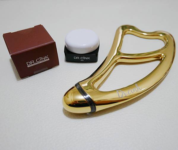 黃金胜肽花蜜賦活霜.jpg 黃金胜肽花蜜賦活霜.jpg