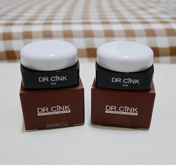 黃金胜肽花蜜賦活霜1.jpg 黃金胜肽花蜜賦活霜1.jpg