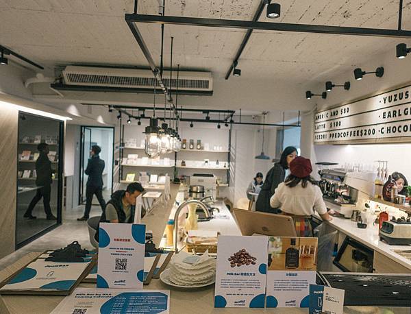 Milk Bar by BKA 空間.jpg Milk Bar by BKA 空間.jpg