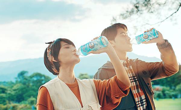 圖一、全新「黑松FIN乳酸菌補給飲料」更搶先添加日本好侍食品集團(ハウス食品グループ)L-137植物乳酸菌 圖一、全新「黑松FIN乳酸菌補給飲料」更搶先添加日本好侍食品集團(ハウス食品グループ)L-137植物乳酸菌