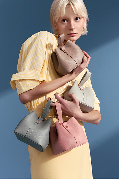 uniarts全球實尚包包選品週年慶開跑,買包就享史上最親民 uniarts全球實尚包包選品週年慶開跑,買包就享史上最親民