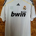 0910 Real Madrid home+Alonso cover