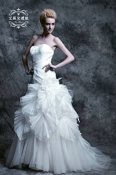 【 新款婚紗展示】顯瘦魚尾設計款手工頂級婚紗