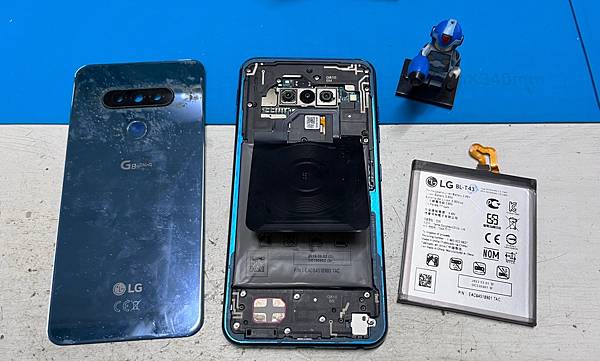 LG G8S 電池.jpg