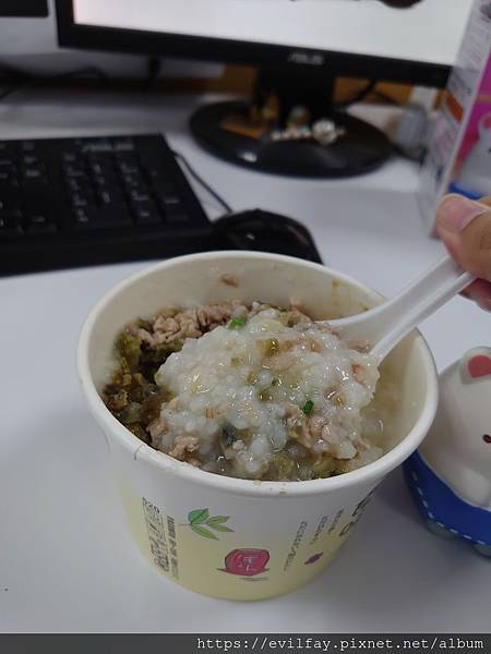 DSC_2402.JPG DSC_2402.JPG