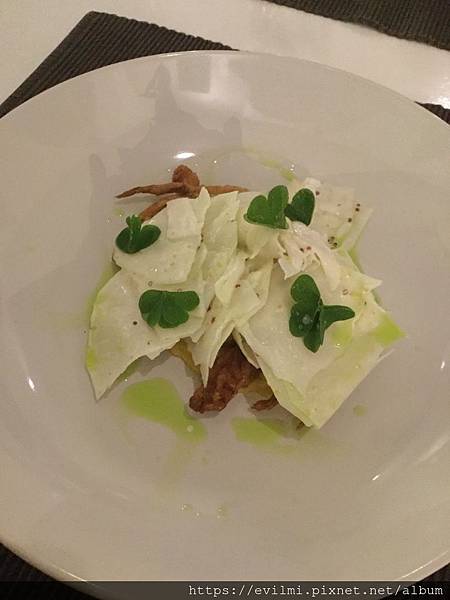 IMG_3492.JPG IMG_3492.JPG