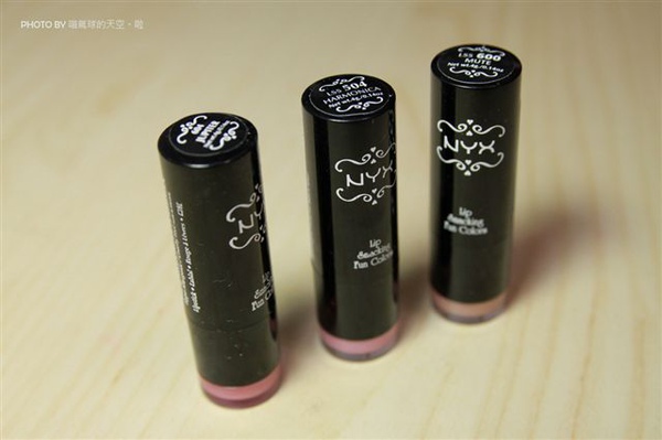 nyx Round Lipstick