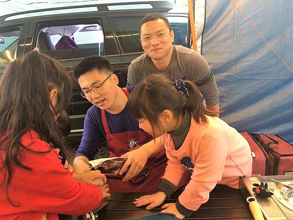 IMG_1923.jpg IMG_1923.jpg