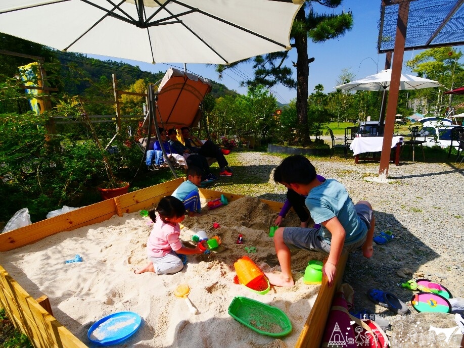 【涵香小屋親子露營驛站】彩色童話故事屋/室內外溫水/冷泉戲水