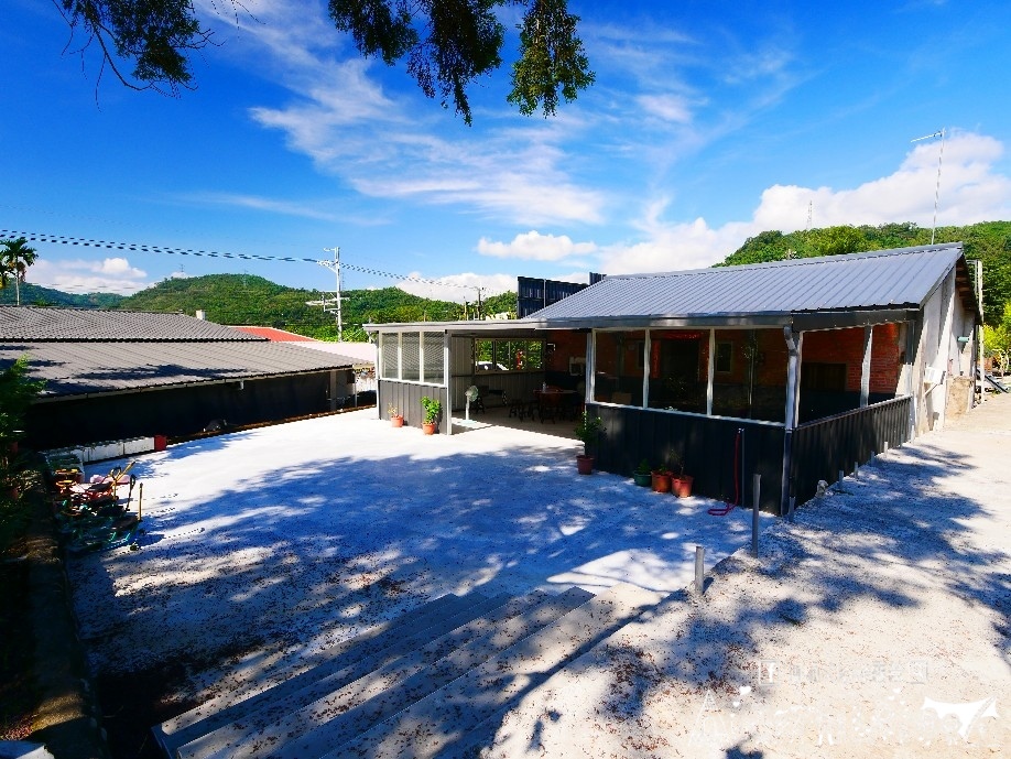 【新境親子露營區】中部超厲害 ! 隱藏版水上樂園 親子爆笑一