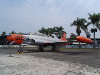 T-33A 射星式噴射教練機 Shootstar