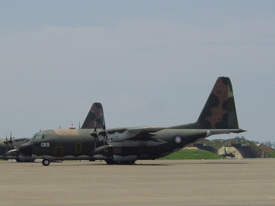 C-130H 力士型運輸機 Hercules C-130H 力士型運輸機 Hercules
