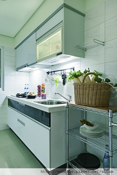p157-1.jpg