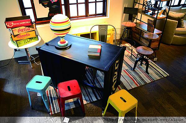 44p11-1.jpg 44p11-1.jpg