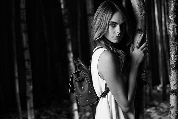 thefemin-cara-delevingne-mulberry-33