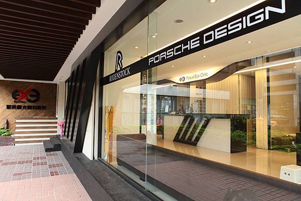 角膜塑型片-店面.jpg 角膜塑型片-店面.jpg