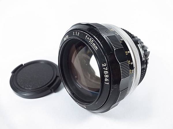 Nikon AI 55mm F1.2-01.JPG
