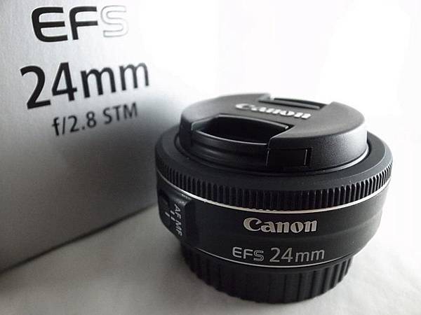 小巧銳利的餅乾鏡：Canon EF-S 24mm F2.8 