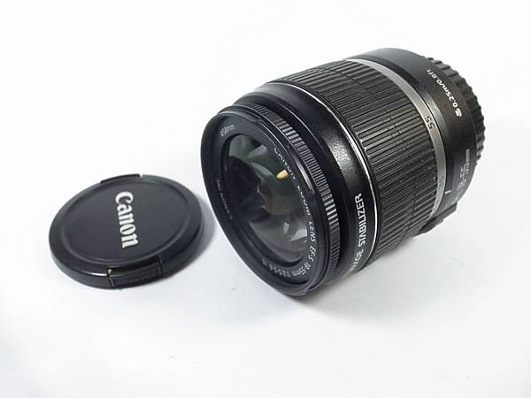 Canon EF-S 18-55mm F3.5-5.6 IS