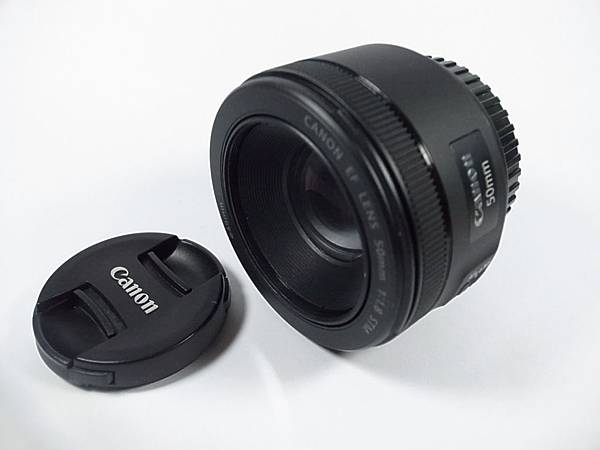 Canon EF 50mm F1.8 stm_A02(x22523135x)02.JPG