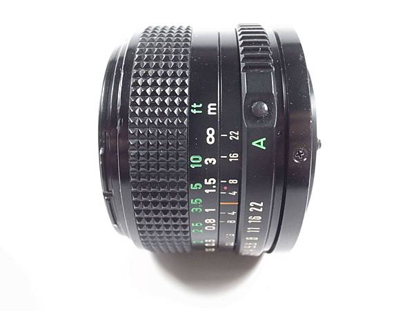 Canon NFD 28mm F2.8_GE1(144178)05.JPG