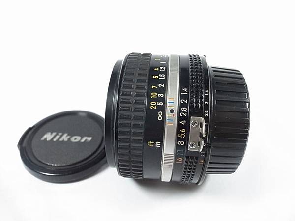 Nikon AI 50mm F1.4_03.jpg