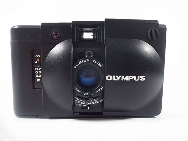 Olympus XA4