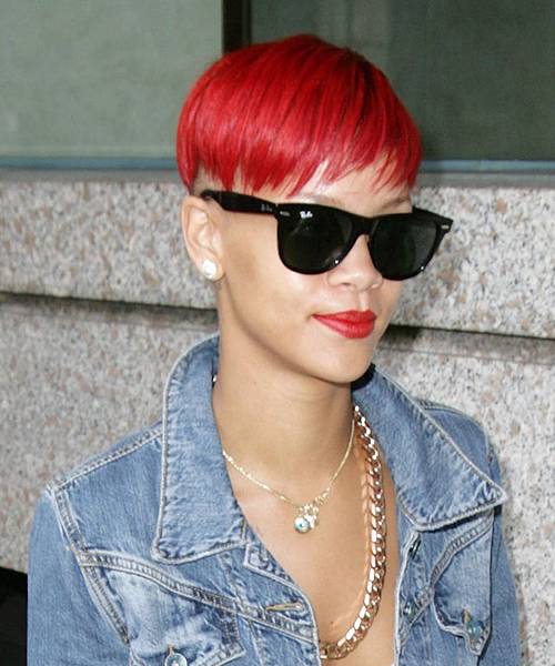 rihanna red hair.jpg