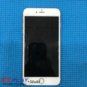 2災情不斷！寶貝球沒丟中寶可夢，iphone6S面板倒是先破了