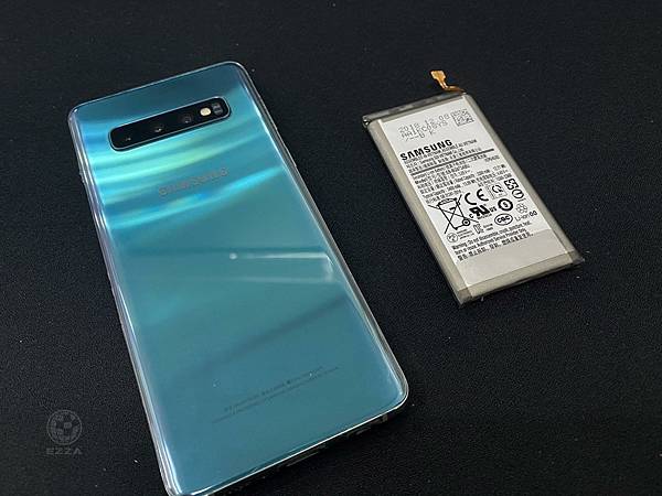 SAMSUNG S10電池膨脹