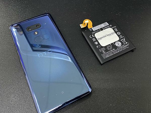 HTC U12+電池更換