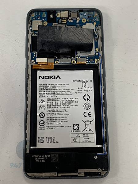 NOKIA 7.2 手機維修_面板更換維修_電池更換02.jpg