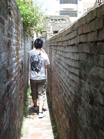 真的很窄