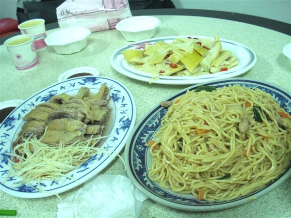 好大一盤麵