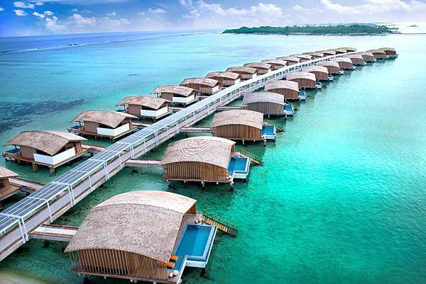 Overwater Villas_Day