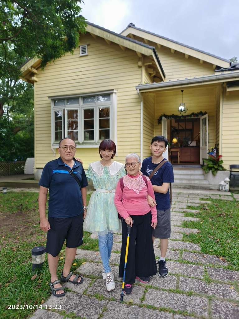 環保阿嬤的長媳60歲(耳順)陽明山.朱里昂法式廚房***十月