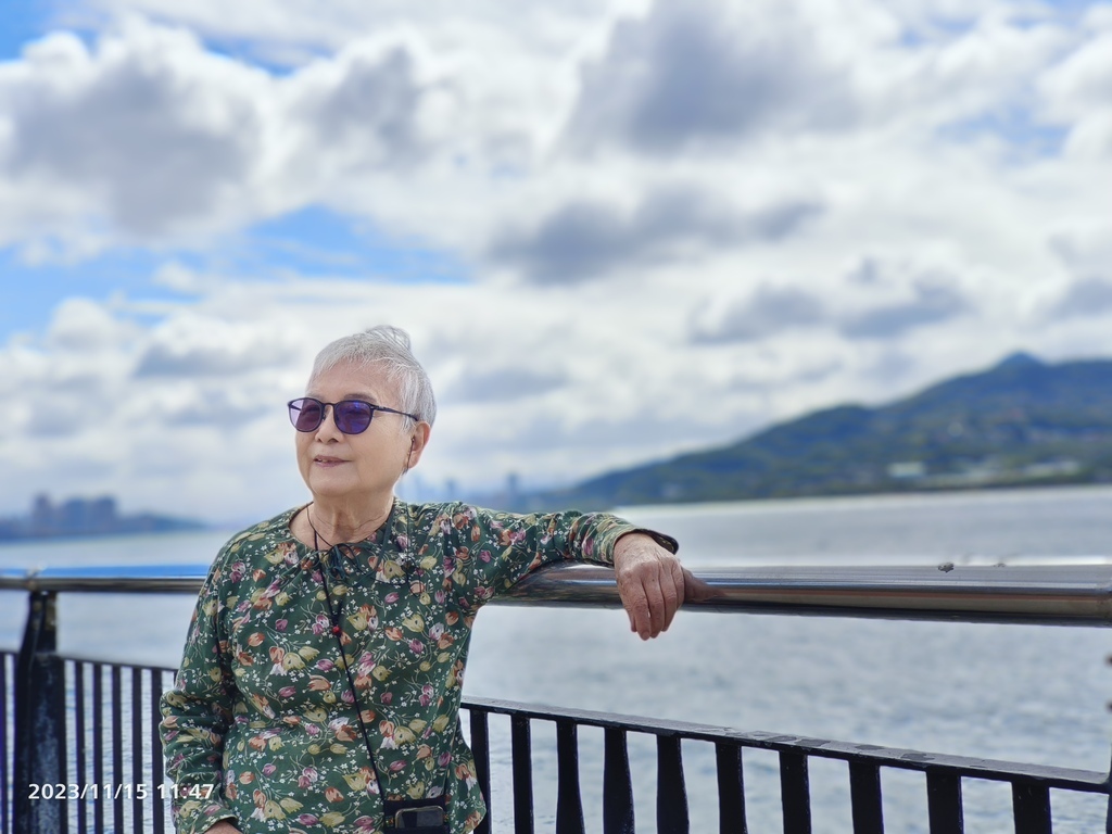 環保阿嬤孝順的長子長媳開車載我來/淡水一日輕旅行(一)--淡