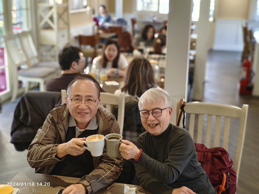 環保阿嬤孝順的長子媳邀我到***天母The Café By 