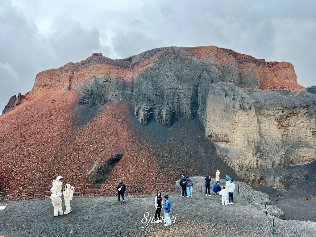 【三天三夜內蒙古遊(2)】 烏蘭哈達火山、大紅山的景色超級壯