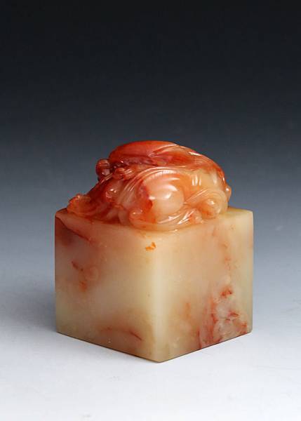 紅花芙蓉古獅章-3